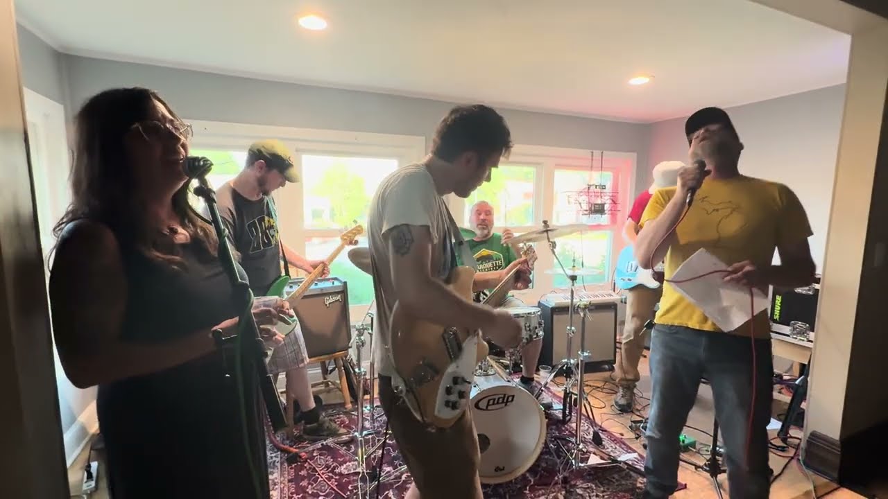 Windmill Music - Laps (Live performance)