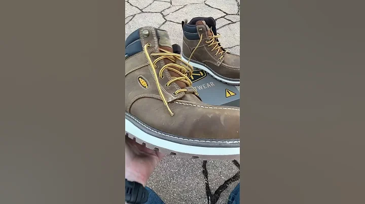 Keen Utility Work Boots NEW 🤯👍 #keenutility #work #boots #dirt #influencer #landscaper #newboots