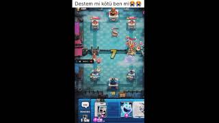Biraz gülün ya😎
