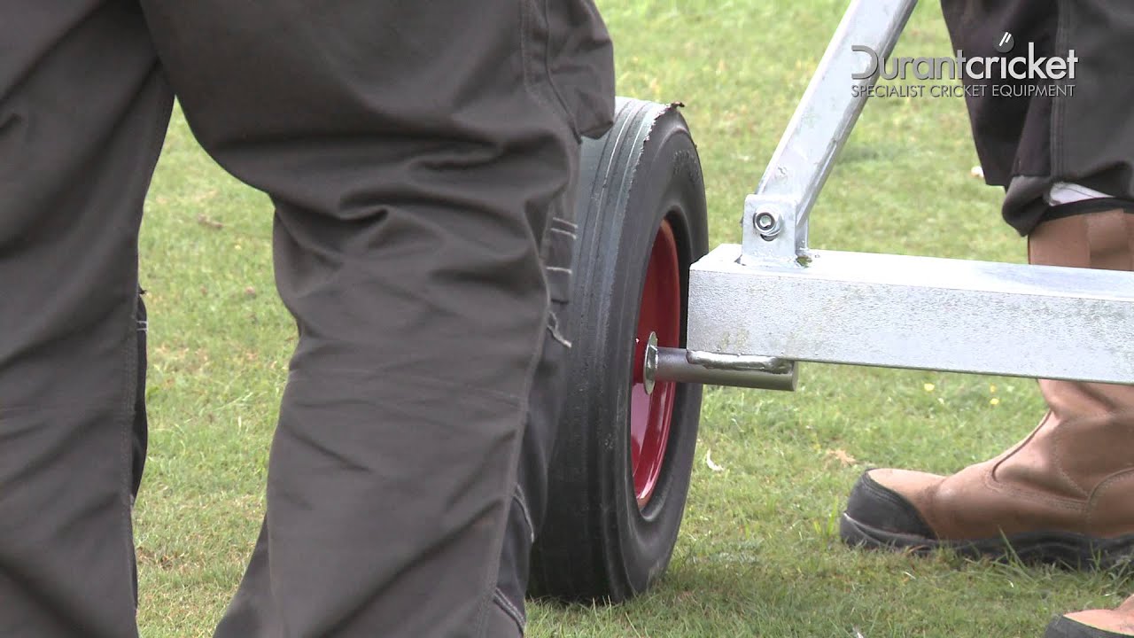 How to assemble the Durant Cricket Mesh Roller Sight Screen