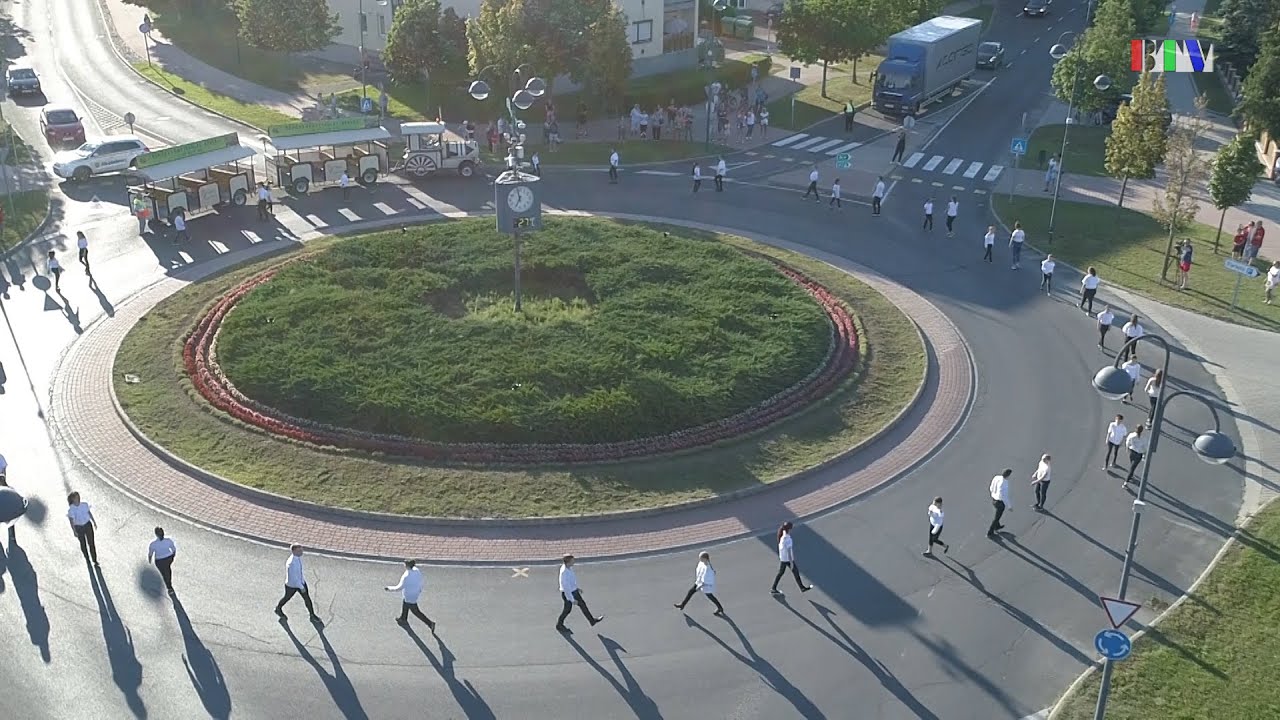 „Bábolna dal” – zenével, tánccal ünnepeltek a bábolnaiak