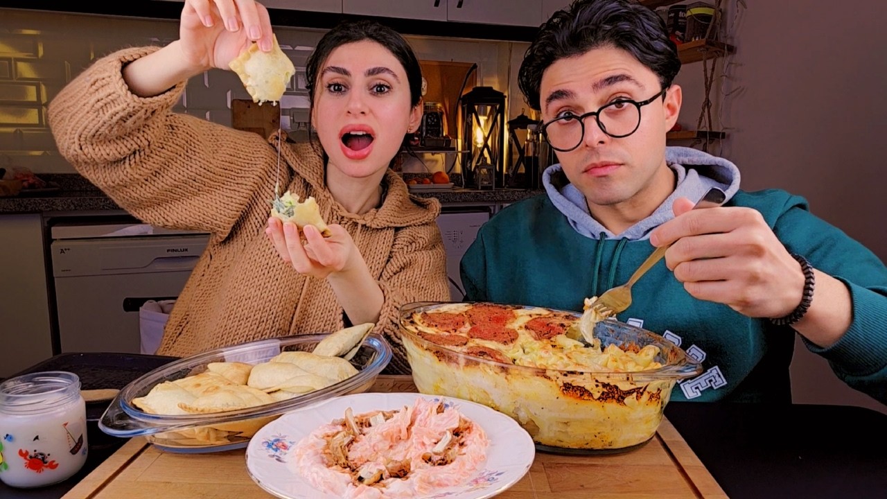 فطورنا الرمضاني / معكرونه بالبيشاميل و سمبوسه بالبتبت