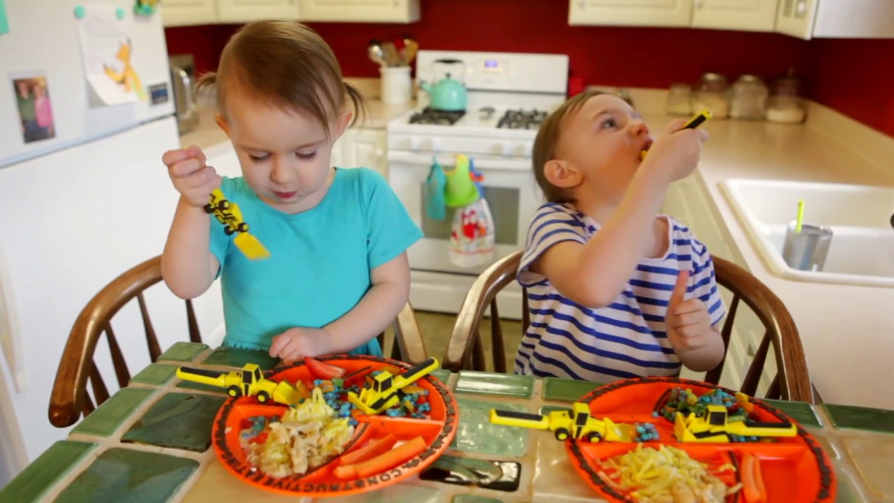 Constructive Eating Utensils - Mildred & Dildred