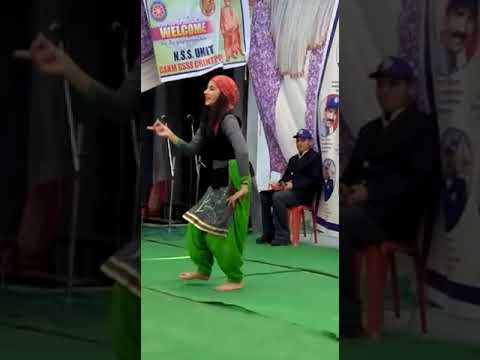 School girl dance Nati sirmour wali himachali song