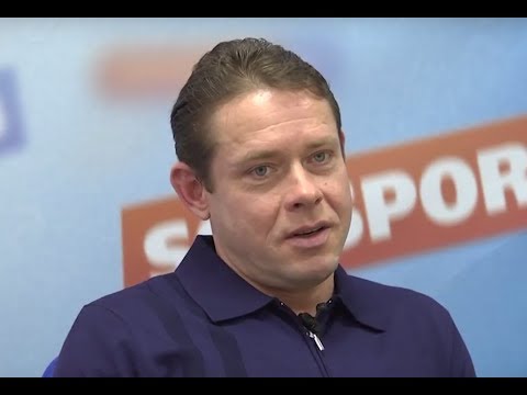 Александр Овечкин показал обручальные кольца