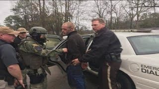Man in custody after 7-hour standoff in LaGrange