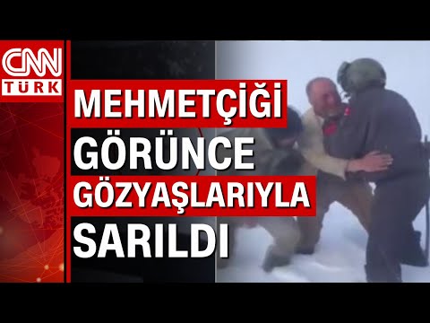 Depremzede yardıma gelen Mehmetçiğe sarılarak gözyaşları içinde karşıladı