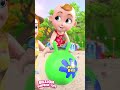 ألعاب يوم الشاطئ للأطفال والمرح #billionsurprisetoys #kidssongs #shorts #funnystories