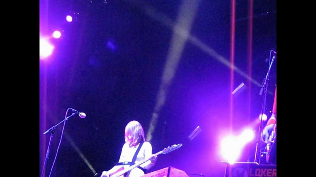 Assista a Sonic Youth - Trilogy live HD (2008) no YouTube Assista a Sonic Youth - Trilogy live HD (2008) no YouTube
