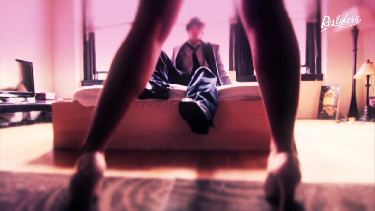 Martinelli & Terry Jee - Superstar [Original Mix] [OFFICIAL VIDEO]