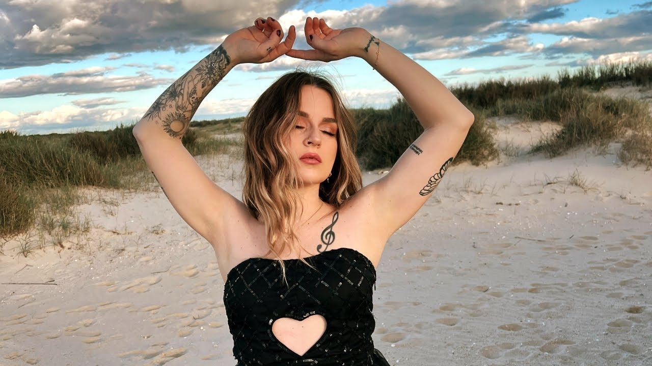 Chloé Guerin Je l'entends (Clip officiel) YouTube