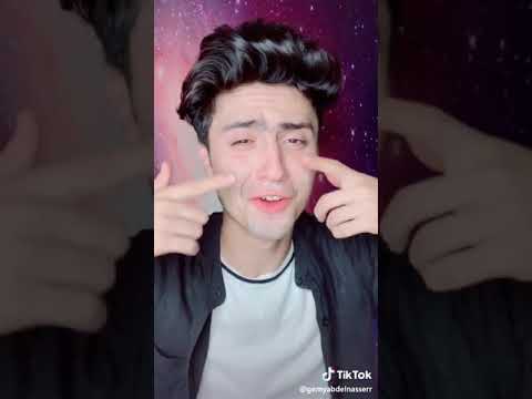 عالم زمان مخنوق منكم انا بامانه انتو ليه بتفتحوا انت ليه بتفتحوا في بكانه ده احنا تعبنا خلقي مريضه 