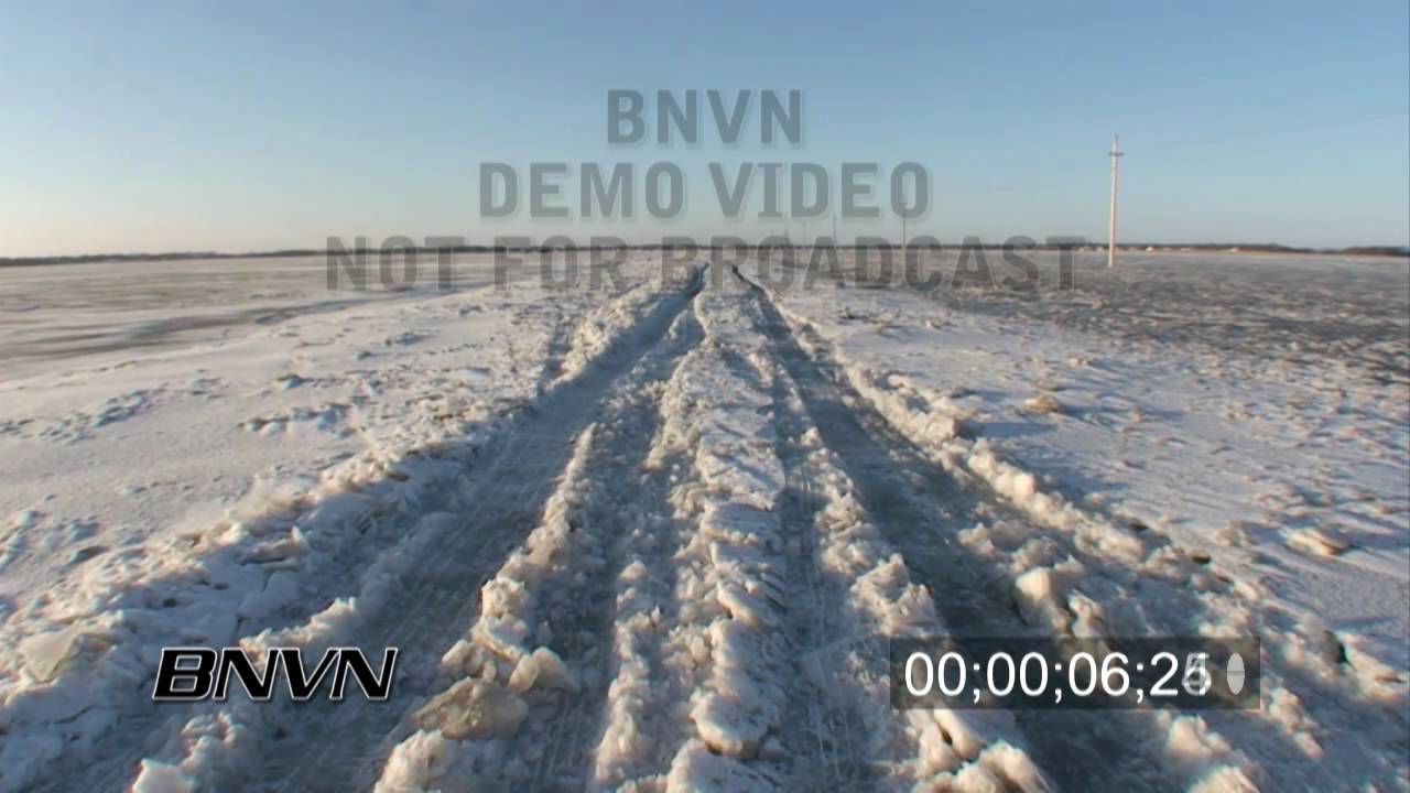 3/28/2009 Flooded and Frozen Roads near Oxbow, ND Stock Video