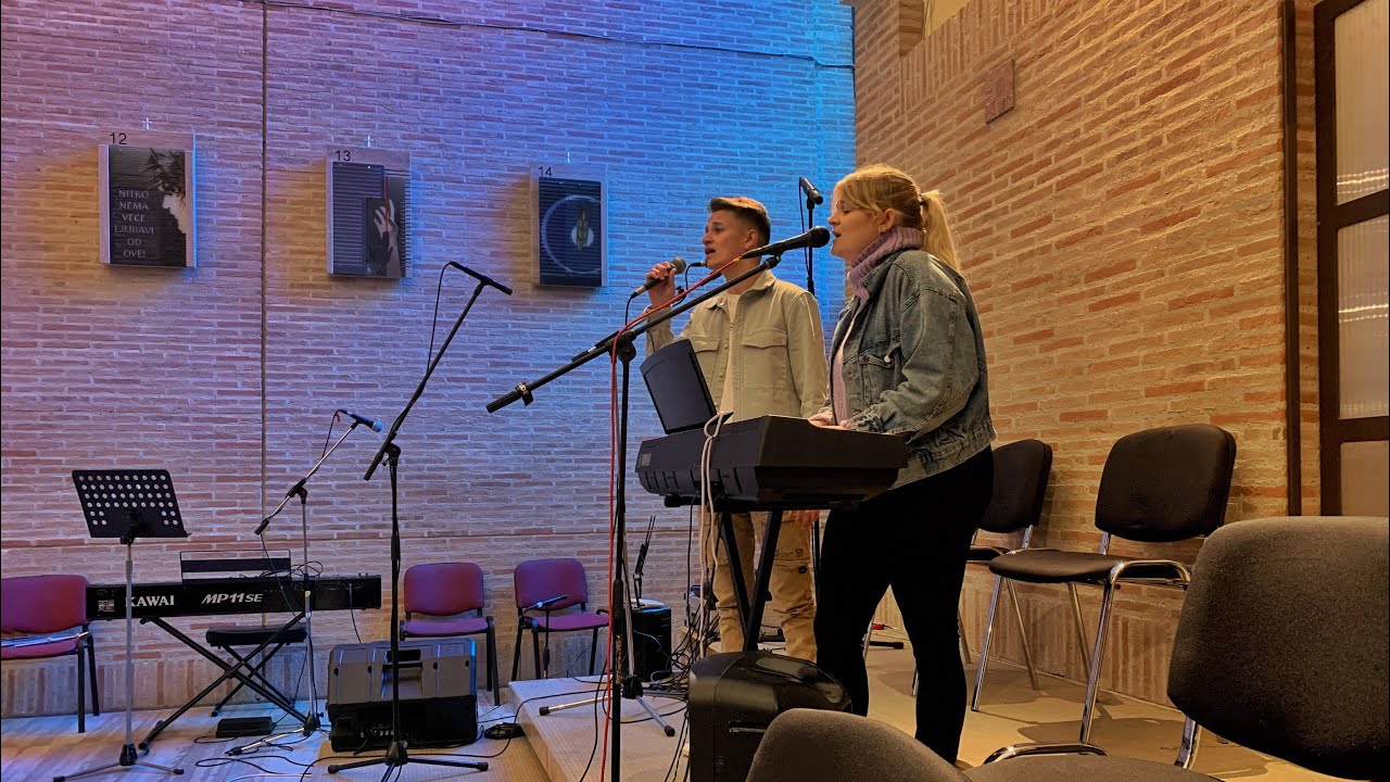 Evo me - cover by Jakov i Laura