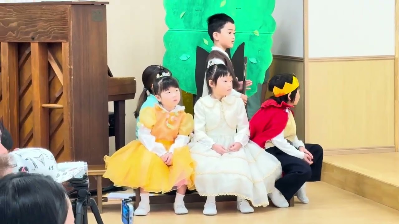 金のがちょう　ばら組劇　袖ケ江みなとこども園以上児発表会2025