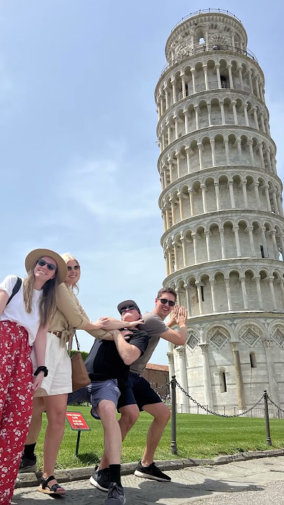 Leaning Tower of Pisa: What *Not* to do as tourists! 🤔 #Italy #TravelTips #travel #mime