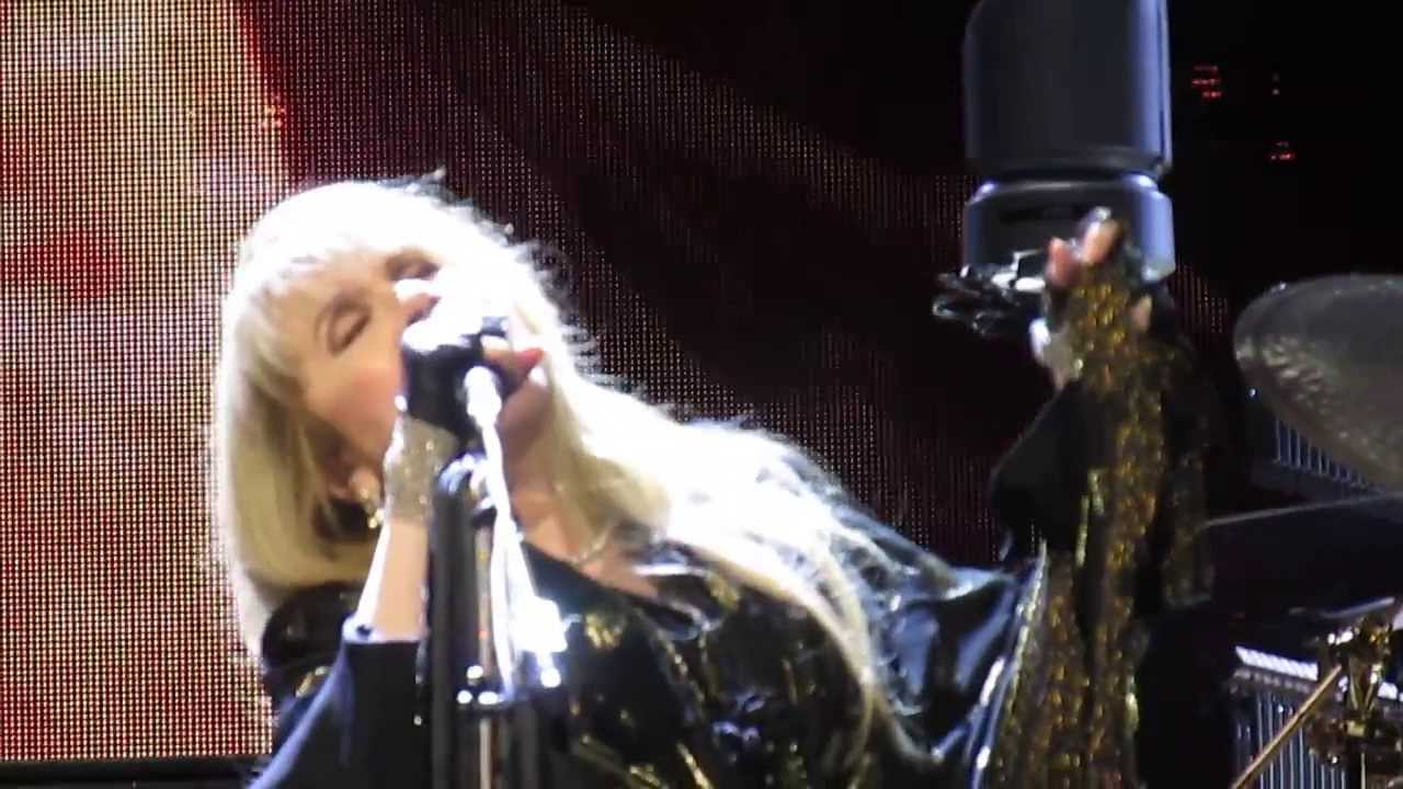 The Stevie Nicks "twirl" Standback Boston April 18, 2013 YouTube