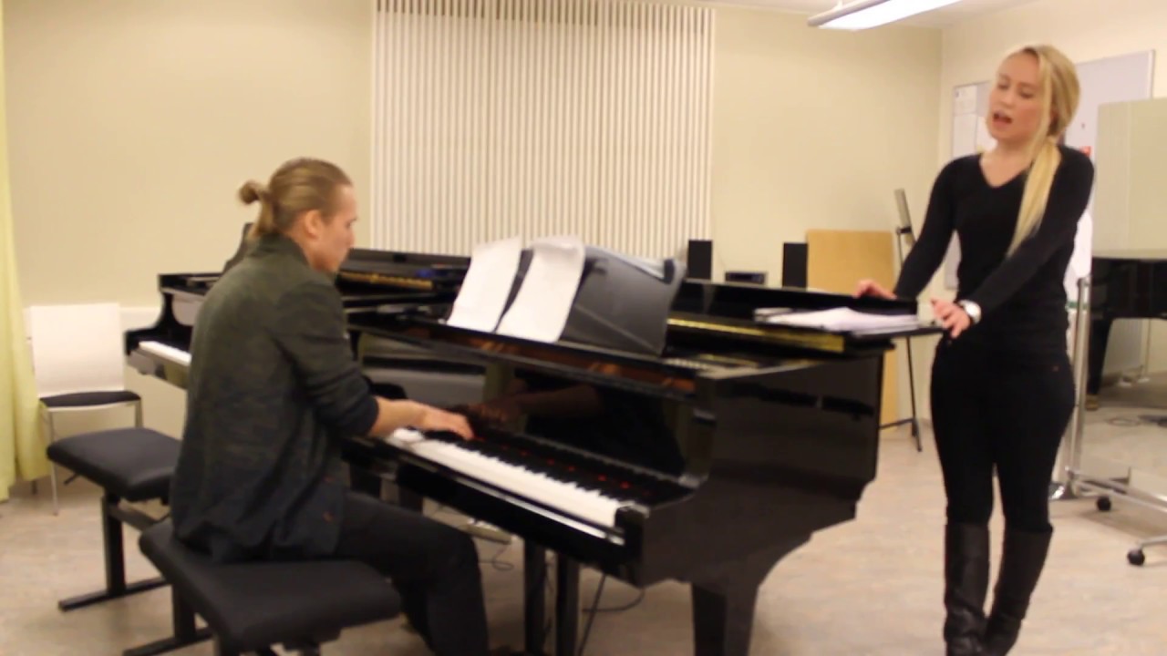 Amanda - Fly (Rehearsals with pianist Robin Martin)