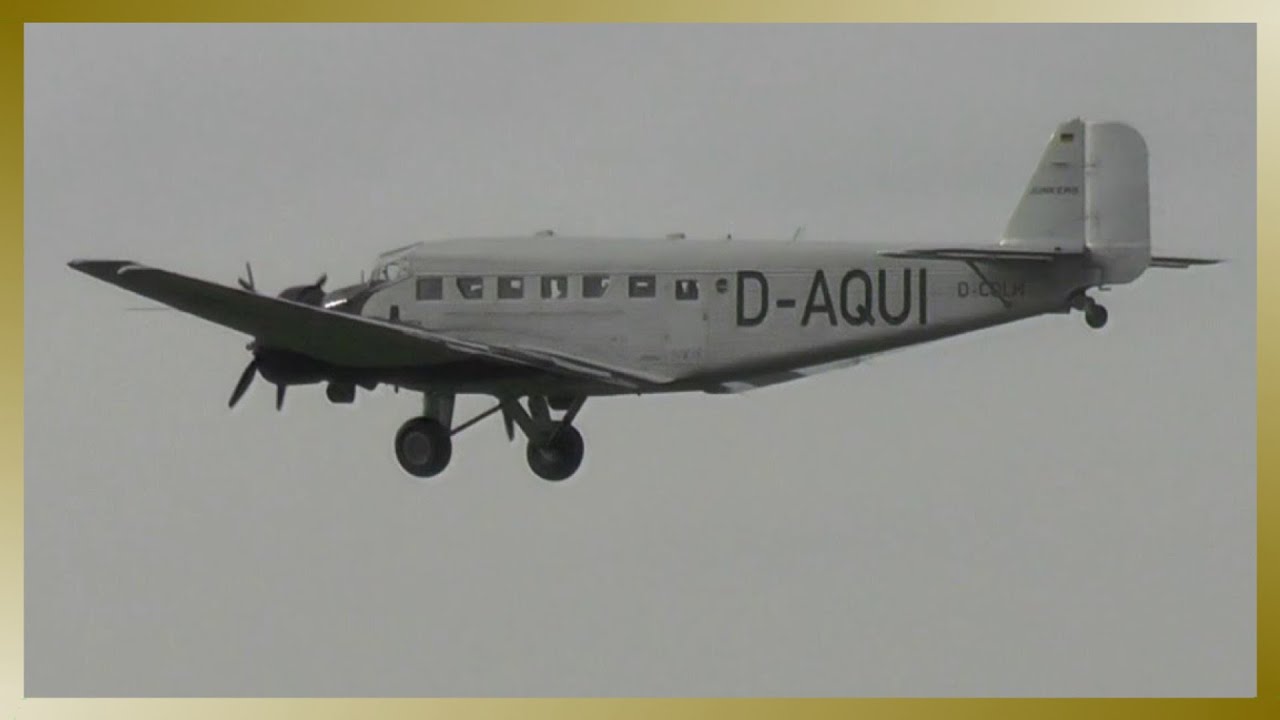 Junkers Ju 52 D-AQUI // Takeoff and Landing at Hamburg Airport
