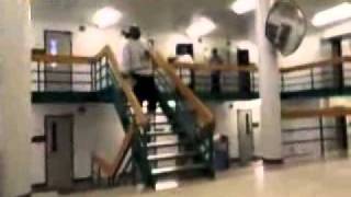 Особо строгий режим в тюрьме Супермакс Особо строгий режим в тюрьме Супермакс