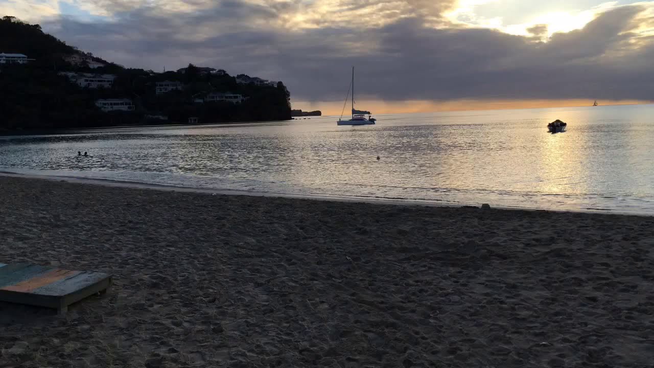 ⁣PURO CARIBE II. SUNSET. INCREIBLE PUESTA DE SOL