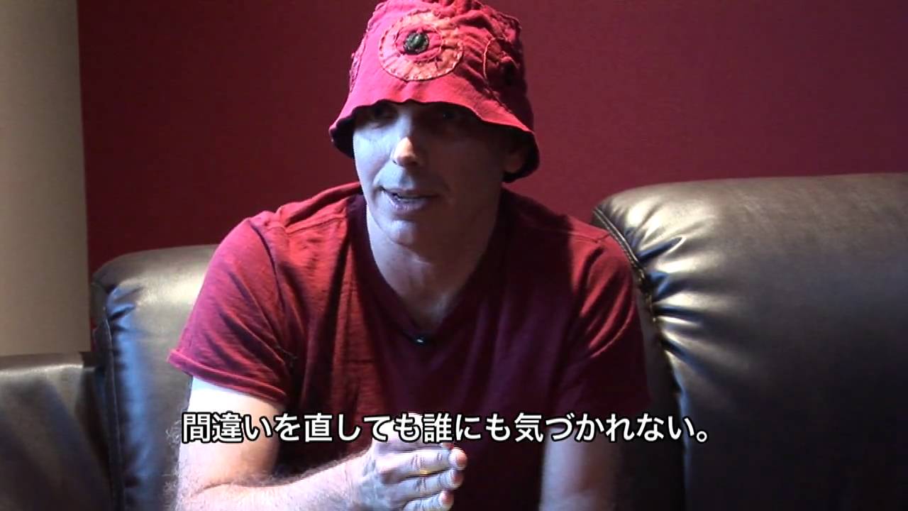 VOX Joe Satriani Pedalギャグ・シリーズ time machine編 - YouTube