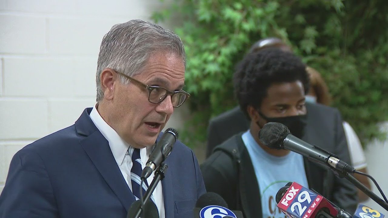 Philadelphia DA discusses recent gun violence in the city - YouTube
