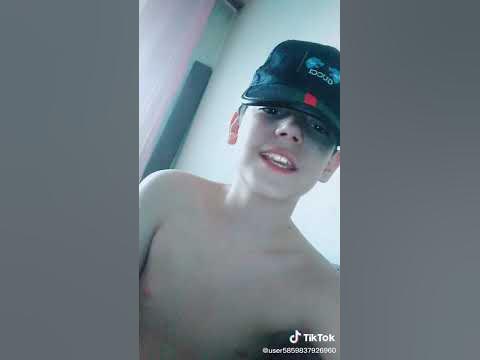 ТикТок Сиськатряс мужские сиськи соски мальчик - YouTube