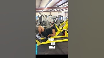 76 How to use the hack squat the RIGHT way for quad growth ✅#freegame #gymtips #hacksquat #legday