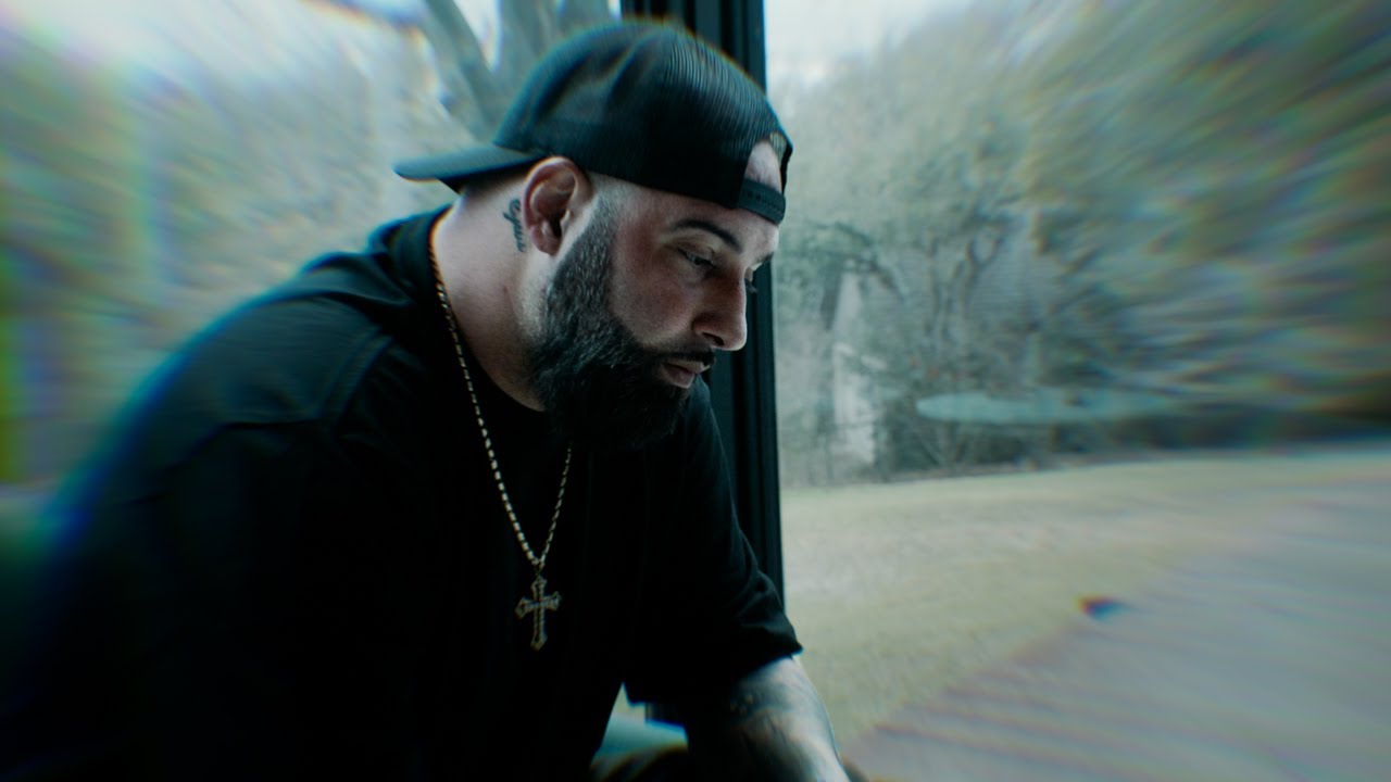 Brabo Gator -Turn the Page (Official Music Video)