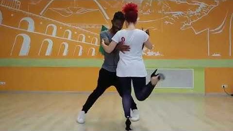 Sambafanáticos 2018 - Samba demo by Walter Fernandes & Taís Benite!