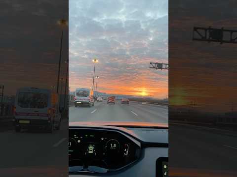 Без фильтров, сегодняшний питерский рассвет😍#changan #весна #automobile #sky #music #alanwalker