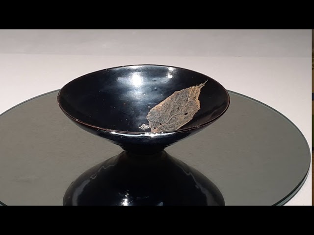 曜変天目茶碗 重要文化財 木葉天目 - YouTube