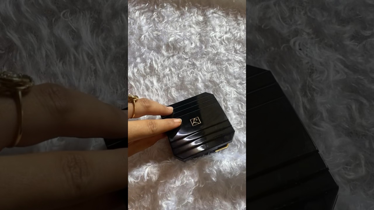 Revlon compact for fair skin tone 