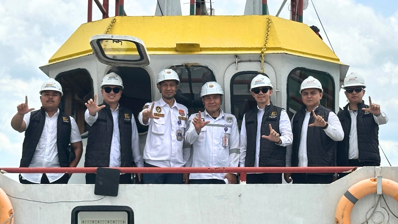 Docking Kapal bersama Marine Inspector KSOP Palembang
