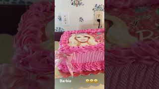 Hermoso pastel de Barbie