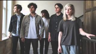 ALVVAYS - "Dives" Live on New Afternoon Show