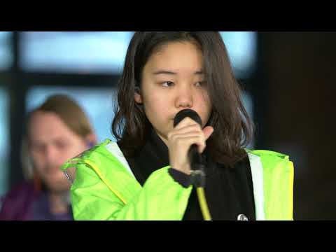 Superorganism - Something For Your M.I.N.D. (Live on KEXP)