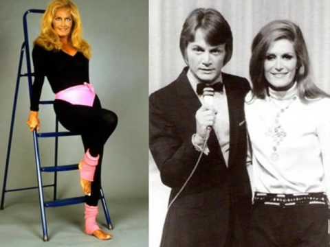 Watch Dalida - Manuella on YouTube Watch Dalida - Manuella on YouTube