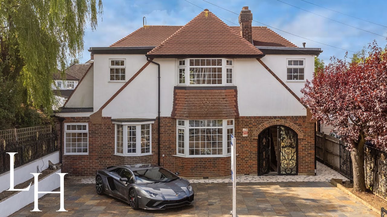 What £1,600,000 Buys You In London (5 Bedroom House & 90ft Garden)
