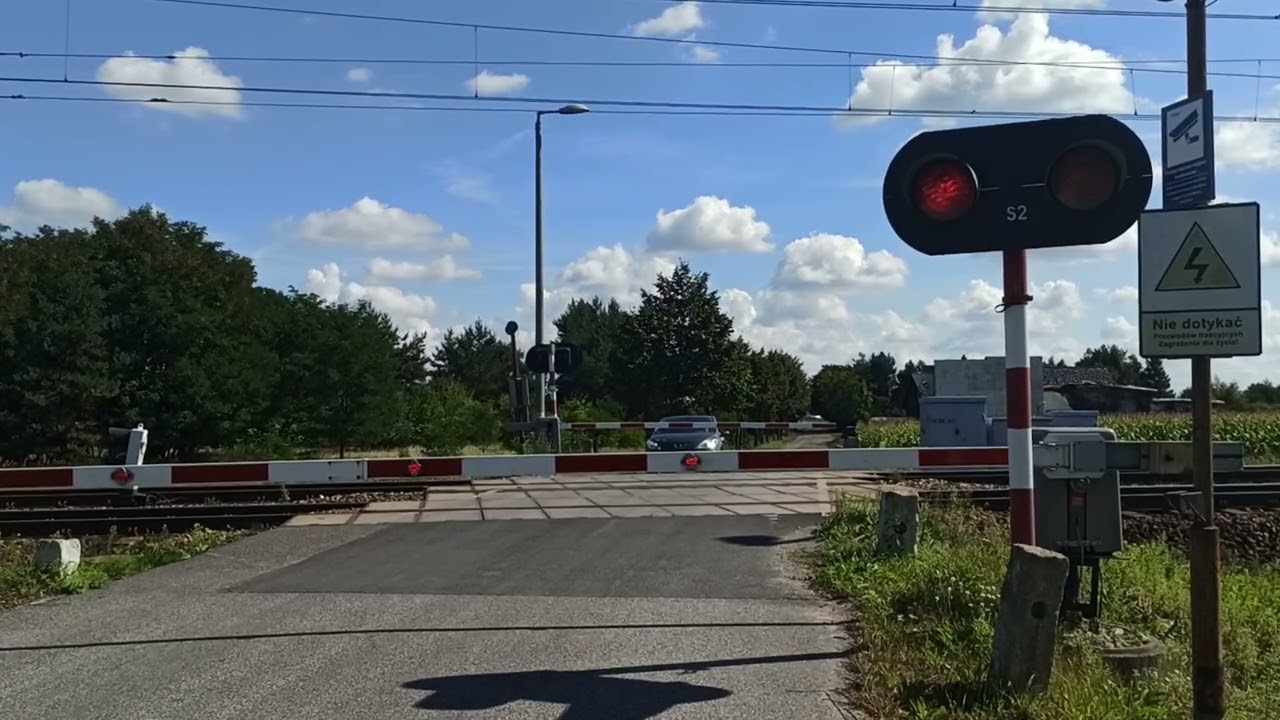 (PL) Przejazd kolejowy Sulęcinek // (31.08.2025) // Railway crossing