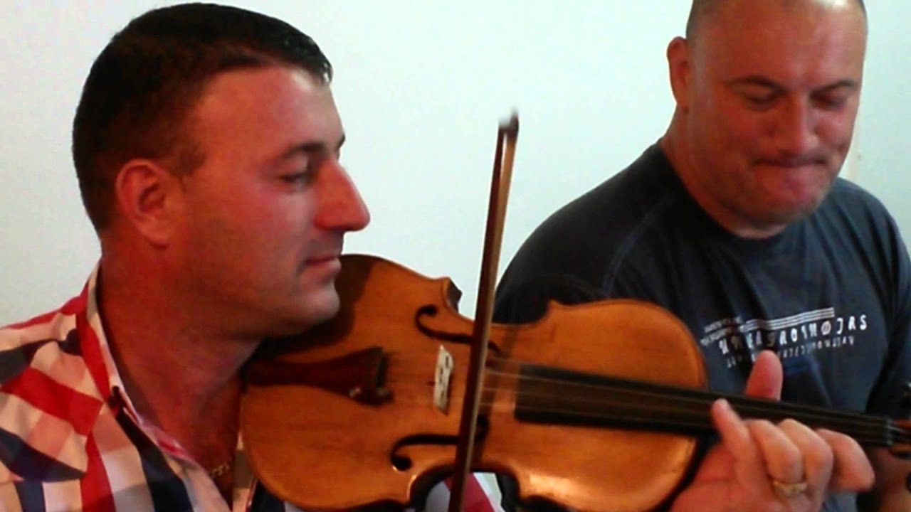 Milan Stajić i Dragoslav Lukić - Vraćam Se U Dane i Džaba Ženo Pričaš Priče (Donja Vrela - UŽIVO)