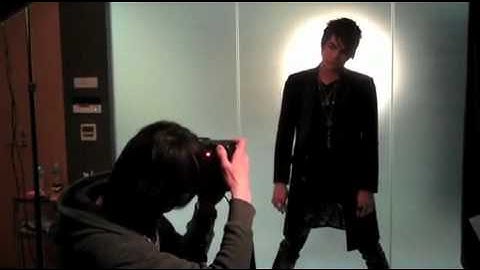 2010-04-22 AdamOfficial - Adam in Japan