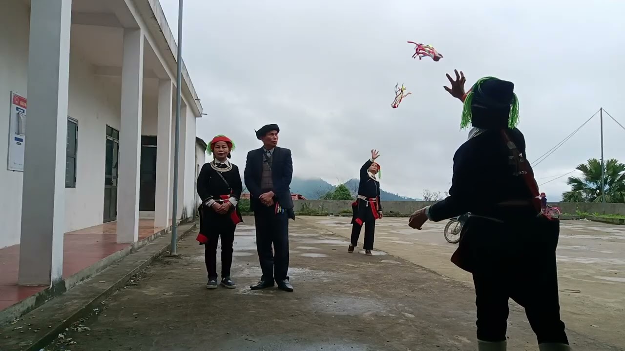 hat voi ba then th. ve cuc hay.🌺🌺🌺