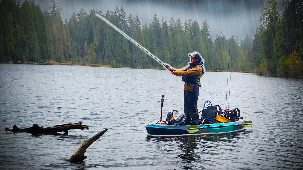 Kayak Bass Fishing In A PNW Fall Storm!