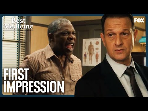 Martin's Fear of Blood Just SABOTAGED His First Appointment | Best Medicine