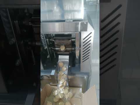 بسته بندی کلوچه سنتی بروجرد