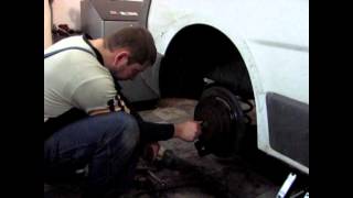 Замена заднего подшипника ступицы Renault Trafic (Opel Vivaro, Nissan Primastar) Замена заднего подшипника ступицы Renault Trafic (Opel Vivaro, Nissan Primastar)