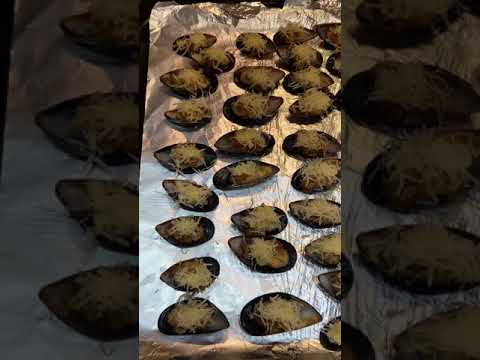 Как приготовить мидии? Конечно в духовке 😉