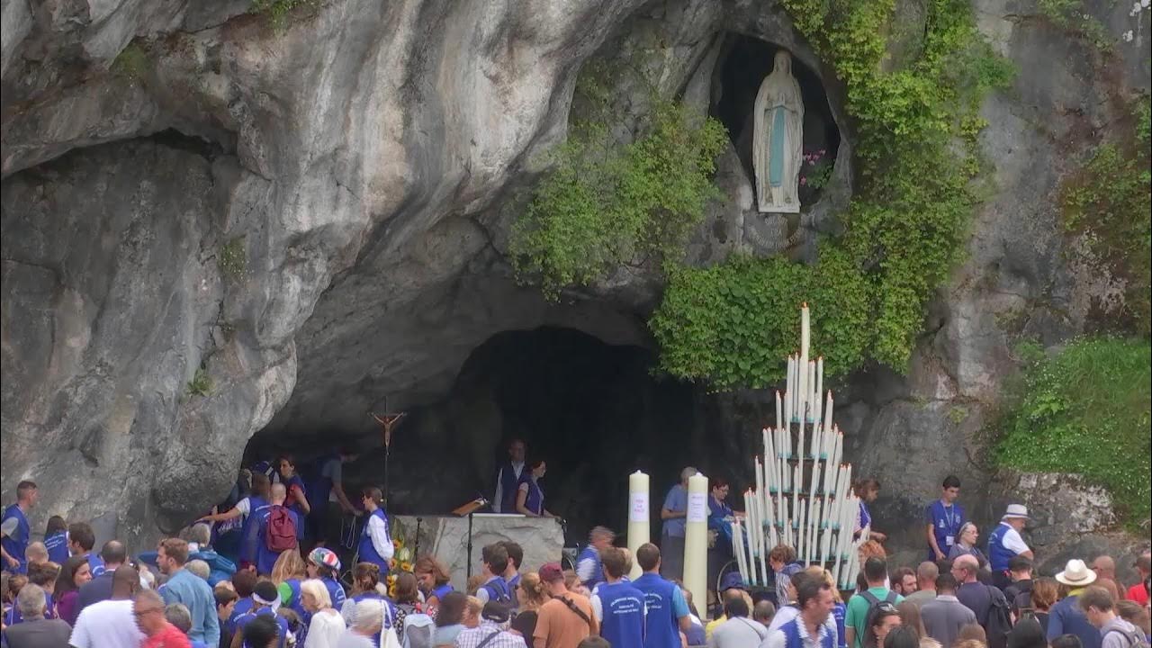 Procession eucharistique du August 12, 2023 . Sanctuaire de Lourdes ...